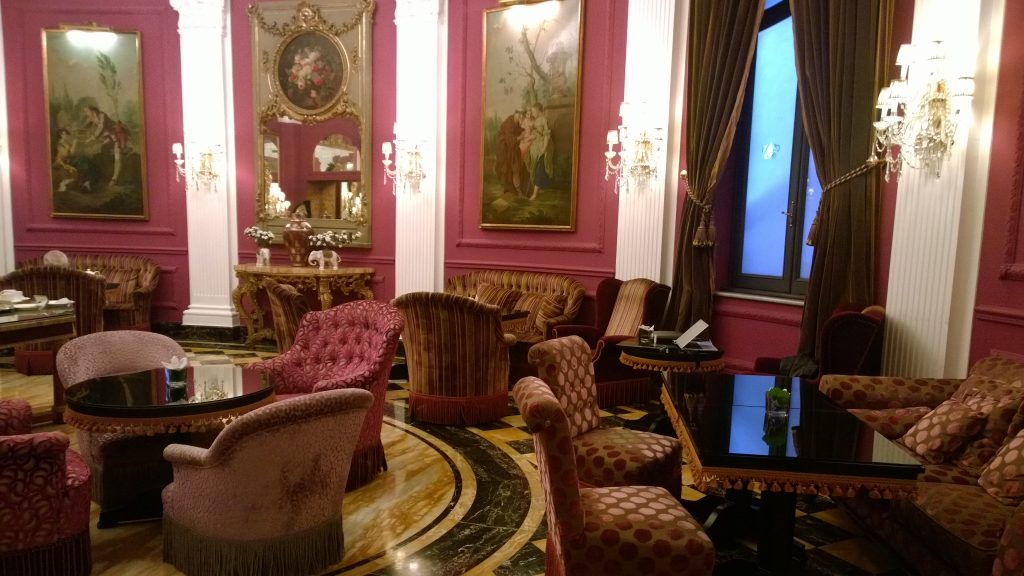 Hotel REview Hotel Regina Baglioni