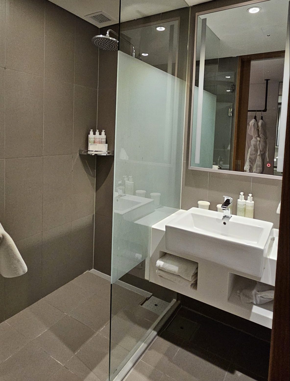 Hotel Review L7 Hongdae Hotel Room 1204